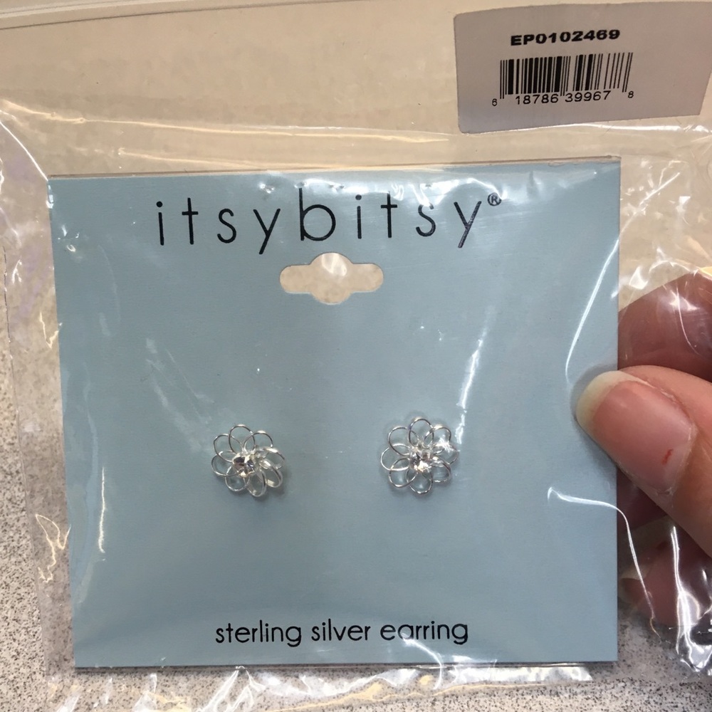 Itsy bitsy earrings